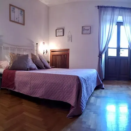 Casa Brunella Nyaraló *